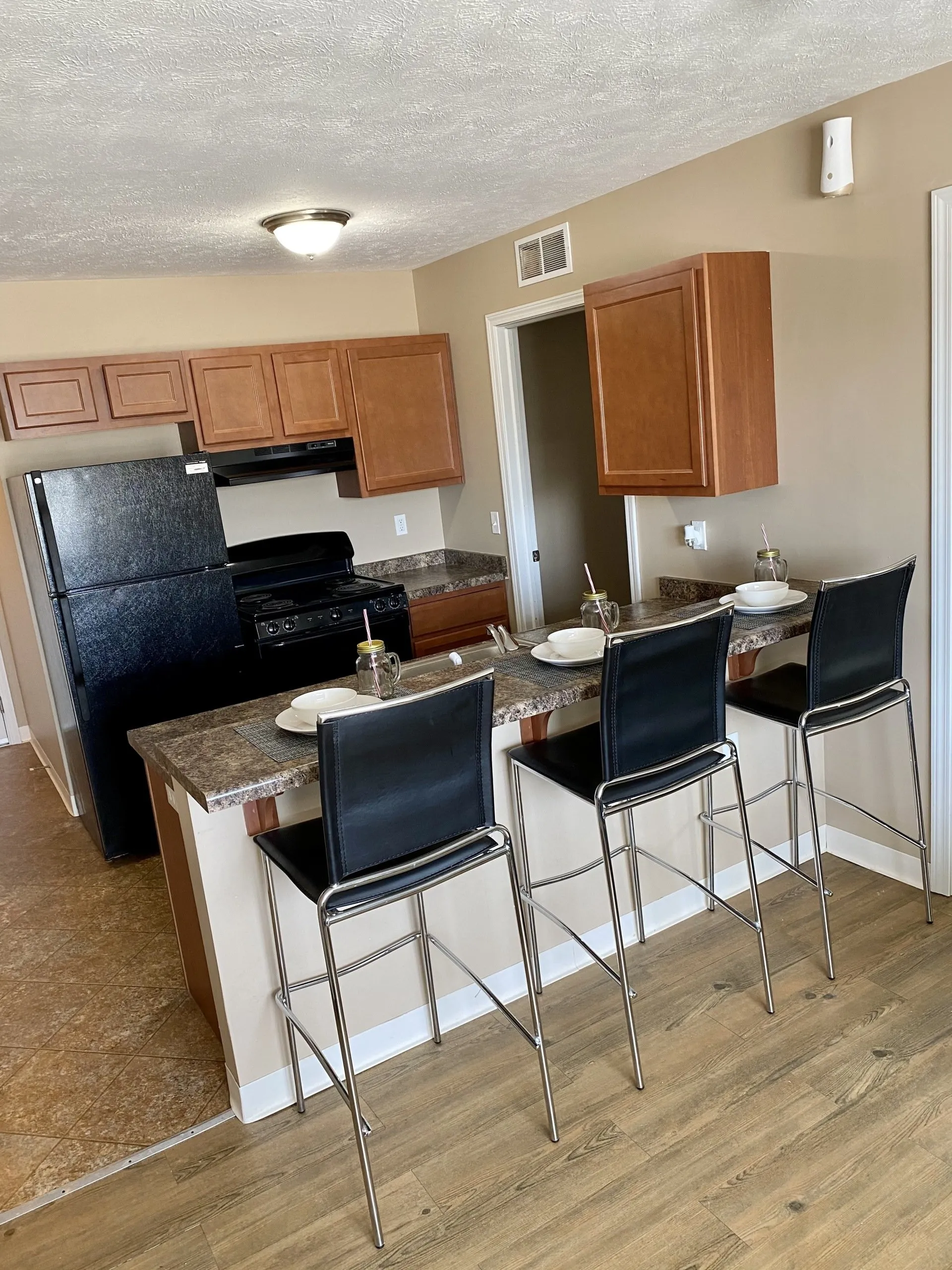 Kitchen with a sitting area